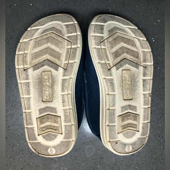 Cat & Jack boys briar slip-on blue sneakers, size 6 - Picture 4 of 9